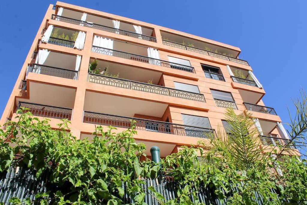 App. Traversant Au Gueliz + Piscine Sur Le Toit Apartment Marrakesch